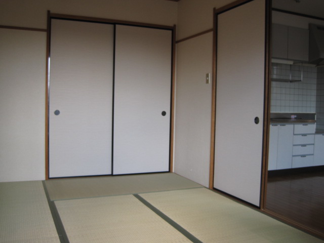 Living and room. Is a Japanese-style room