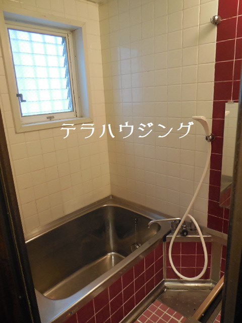 Bath. Bathroom of unique color ☆