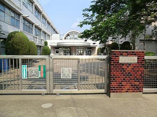 Primary school. 618m to Setagaya Ward Matsuoka Elementary School