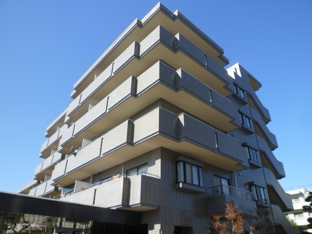 Building appearance. Of the station near the apartment