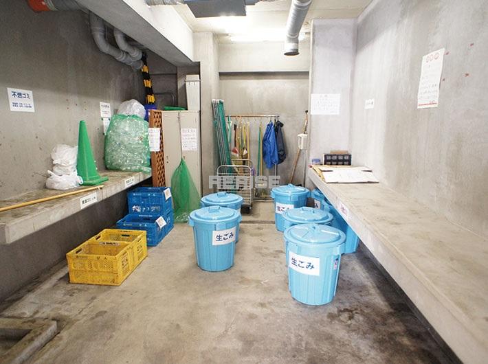 Other common areas. Garbage yard has also been firmly management