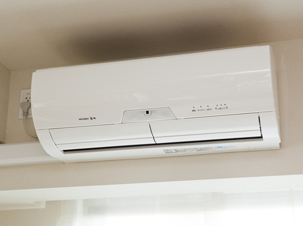 Other.  [Air conditioning] All houses living ・ The dining, Equipped with air conditioning wall-mounted. Such as a person feeling Move-Eye and automatic cleaning function, comfortable ・ Energy saving ・ Also it provides useful advanced features. (Same specifications)