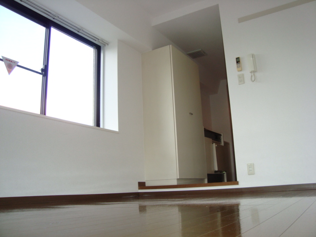 Toilet.  ※ Here is a picture of 401 in Room. Floor plan is also a bay window at the inverting