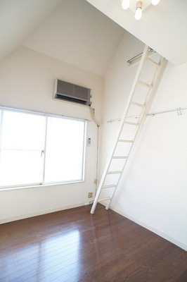 Living and room. Brightly, There is a sense of open ☆