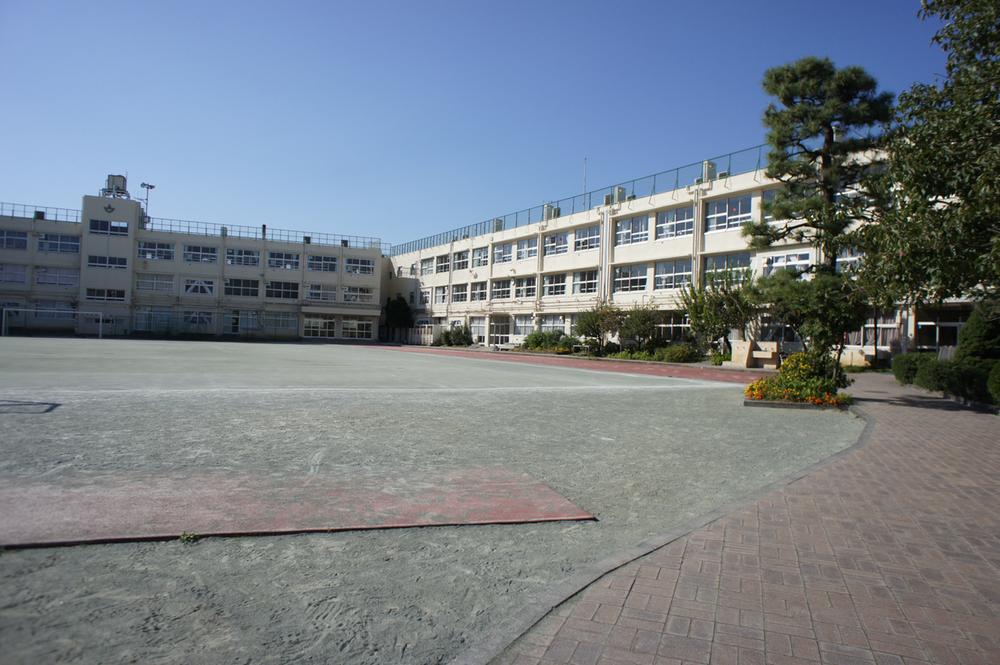 Junior high school. Matsuzawa 1400m until junior high school
