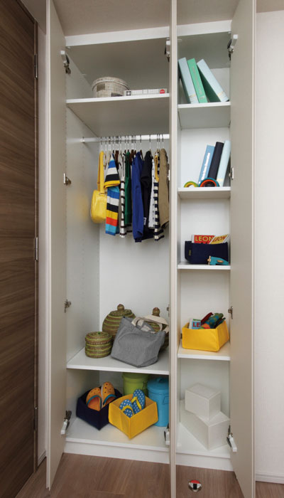 Receipt.  [CLOSET] The Western-style, Set up a walk-in closet and the closet. In fulfilling the specifications of, Quality and attention to detail.