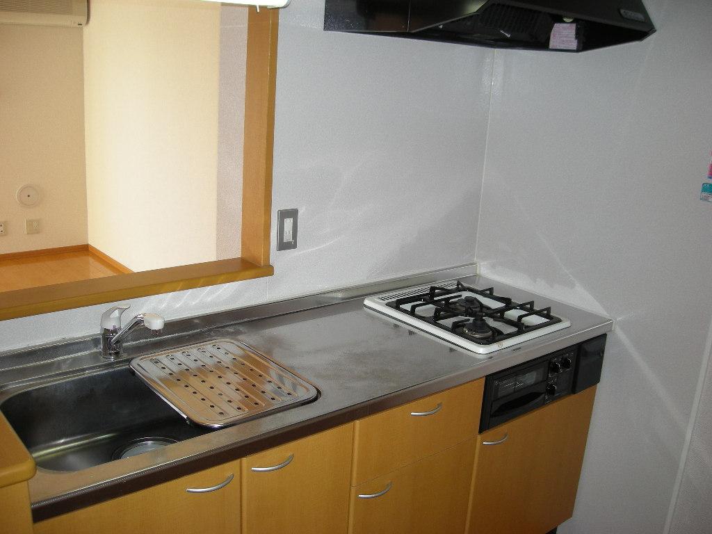 Kitchen. It is with a gas stove