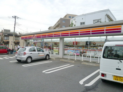 Convenience store. 130m until Thanksgiving (convenience store)