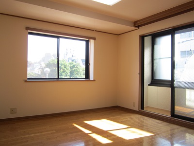 Other room space. Good per sun!