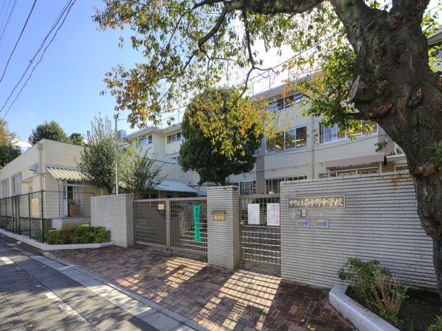 Junior high school. Nakano Ward Minaminakano until junior high school 868m