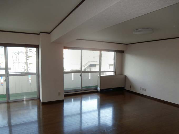 Living and room