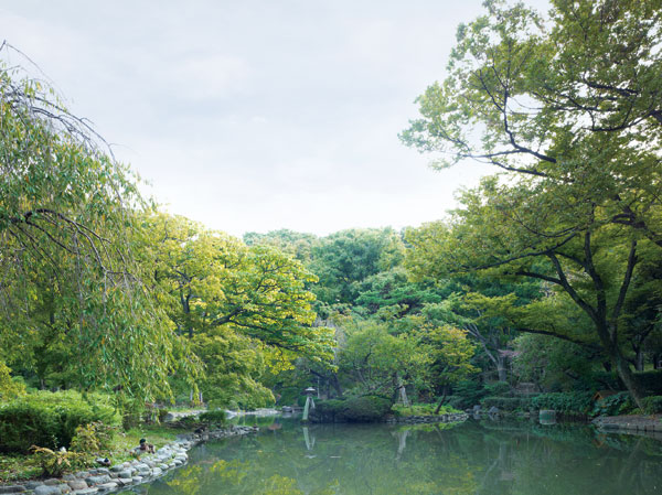 Surrounding environment. Miya Arisugawa Memorial Park (about 1120m)