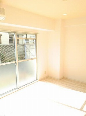 Other room space