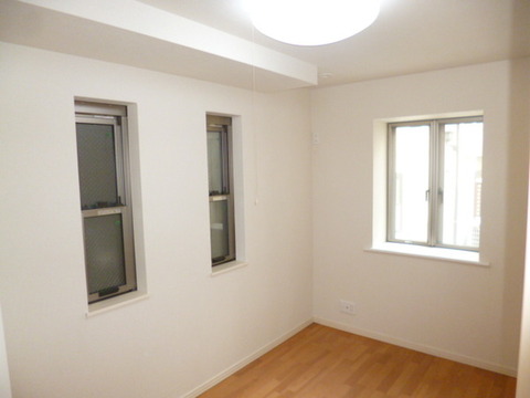 Living and room. 1F Western-style (about 5.0 Pledge)