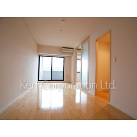 Living and room. Shoot the same type the fourth floor of the room. Specifications may be different.