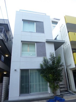 Building appearance. A quiet residential area