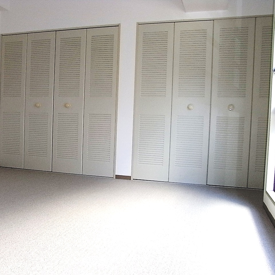 Other room space. Western-style housing