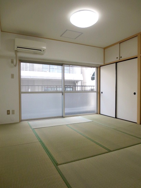 Living and room