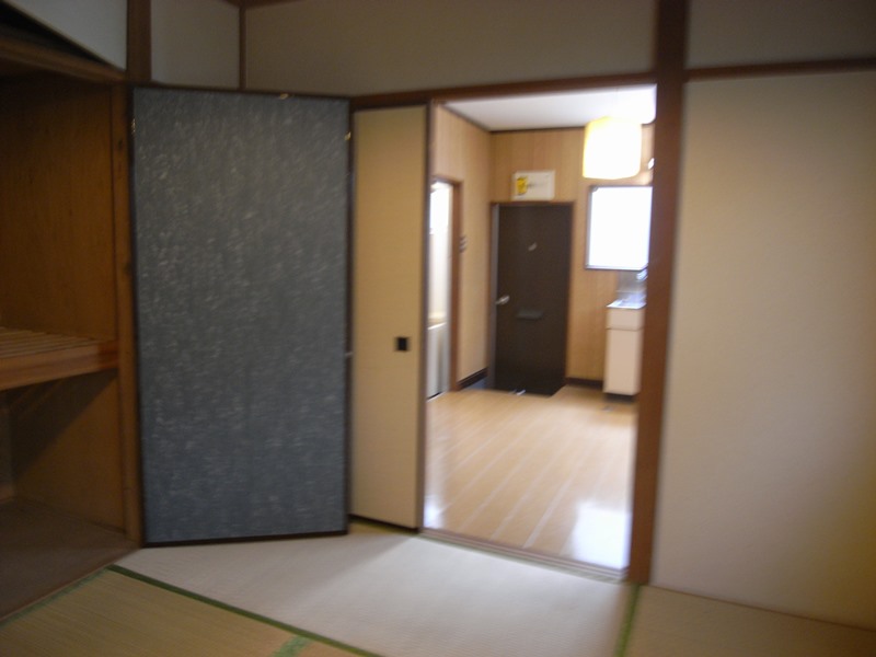 Living and room