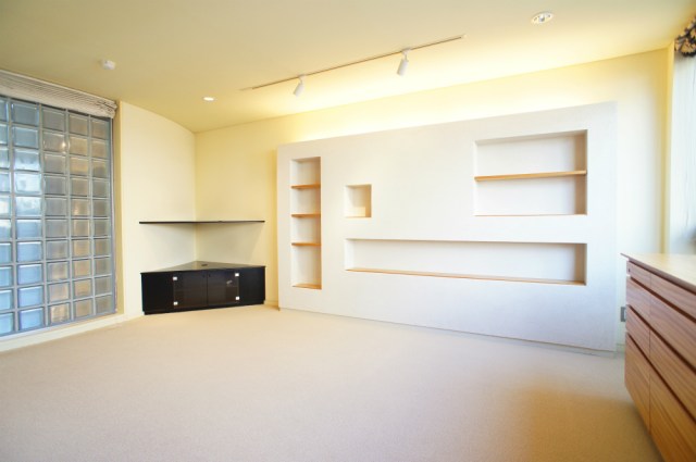 Living and room. Living
