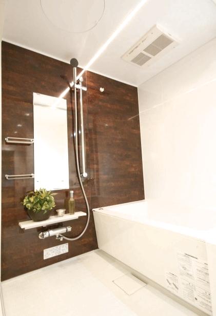 Bathroom. Specification image