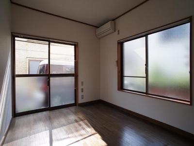 Living and room