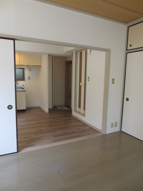 Living and room