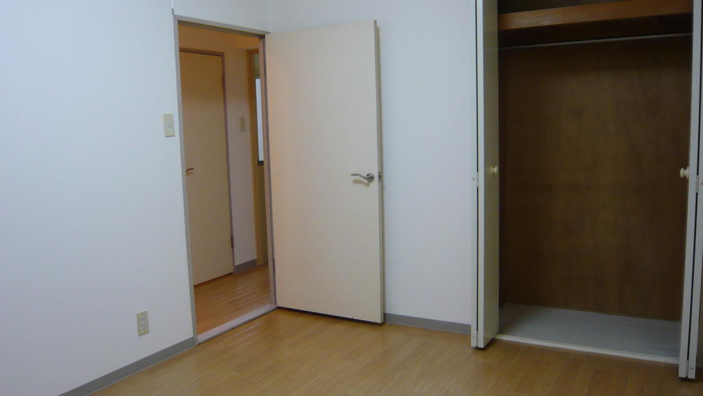 Other room space. ☆ Around the station Super ・ Commercial facility enhancement such as restaurants, Living environment good ☆
