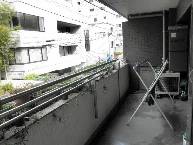 Balcony. Local (11 May 2013) Shooting