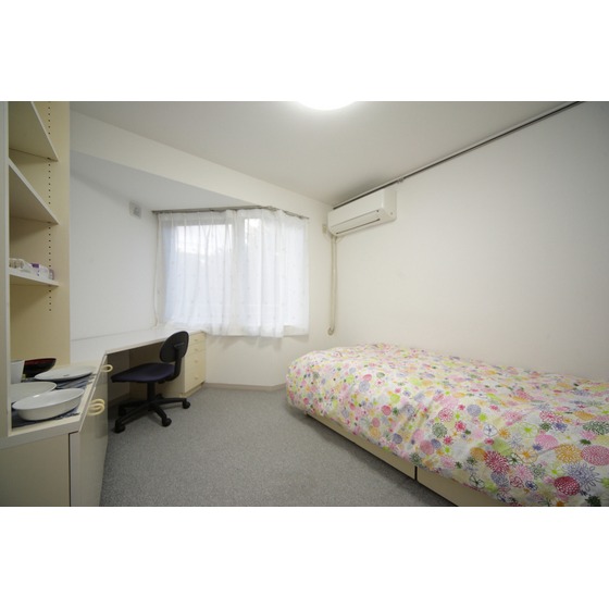 Living and room. bed ・ desk ・ Shelf equipping