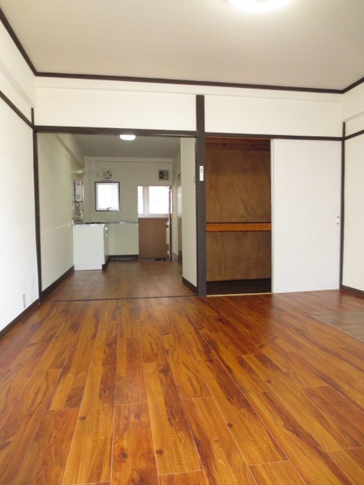 Living and room