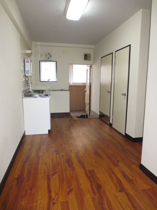 Living and room