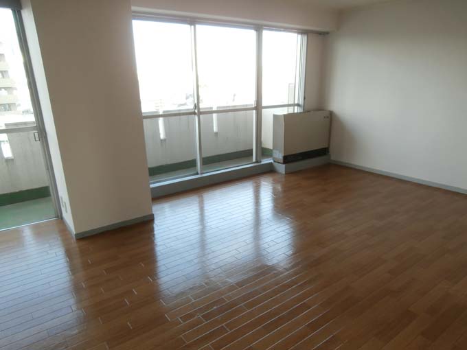 Living and room
