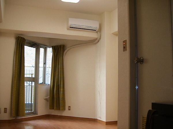 Living and room
