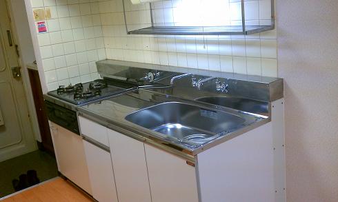 Kitchen. The kitchen is brand new! Usability ◎ It is rather wide