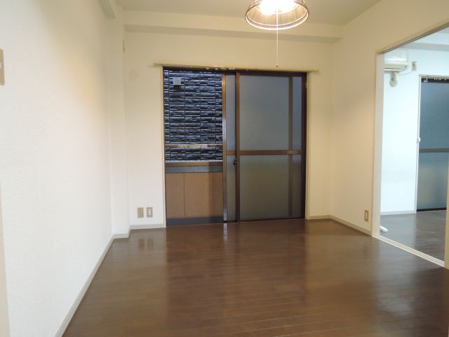 Living and room
