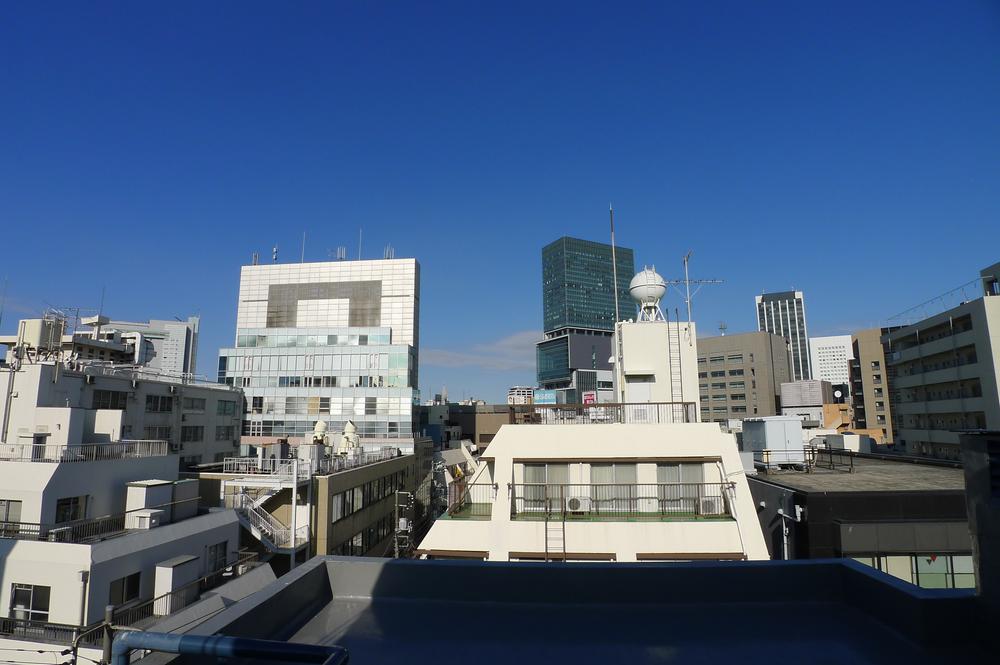 View photos from the dwelling unit. Northeast side view (Shooting from Western-style)