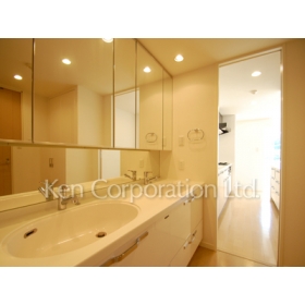Washroom. Shoot the same type the third floor of the room. Specifications may be different.