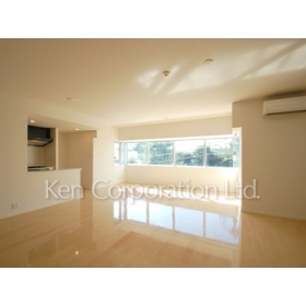 Living and room. Shoot the same type the third floor of the room. Specifications may be different.