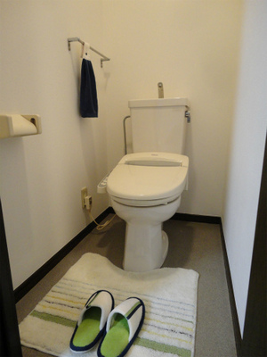 Toilet. model room Betsukai ・ The same type