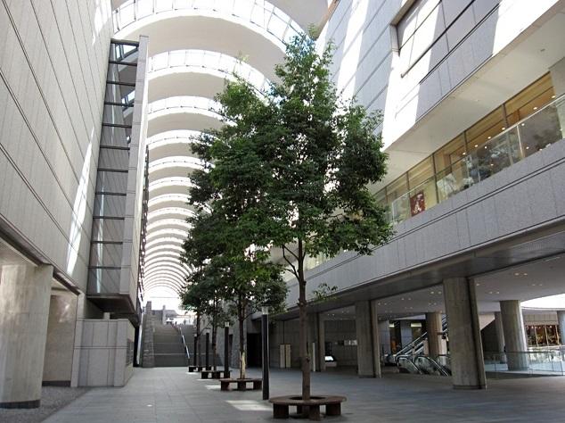 Shopping centre. 750m to Tokyo Opera City Building Tokyo Opera City Tower