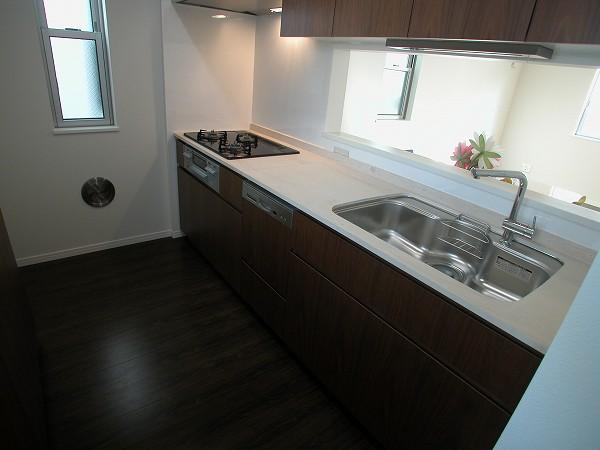 Same specifications photo (kitchen). Same specifications