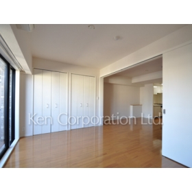 Living and room. Shoot the same type the third floor of the room. Specifications may be different.