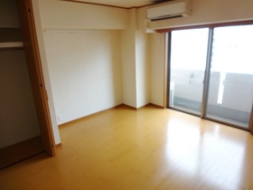 Living and room. Air-conditioned
