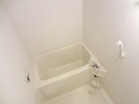 Bath. Clean full bathroom that was valuable white