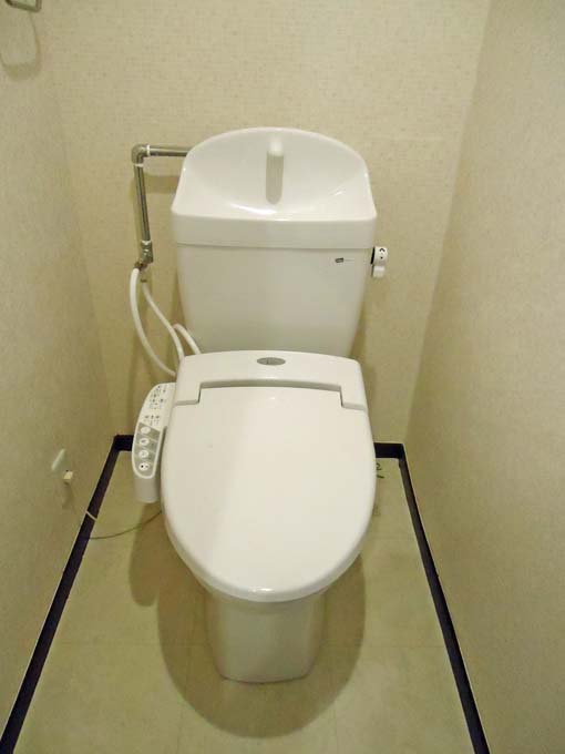 Toilet