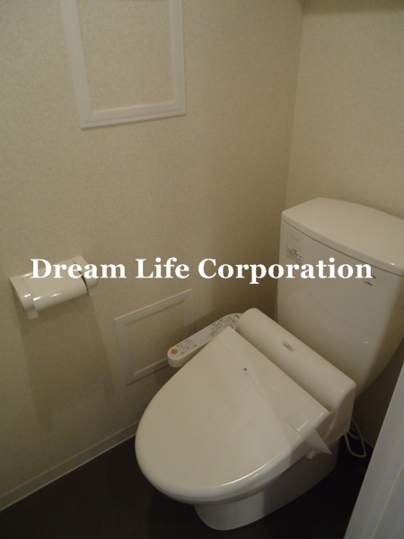 Toilet. ※ In fact the we use the photos in the same building may be different