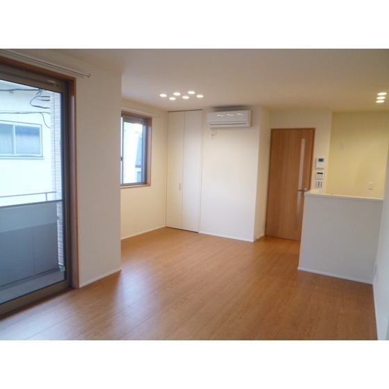 Living and room
