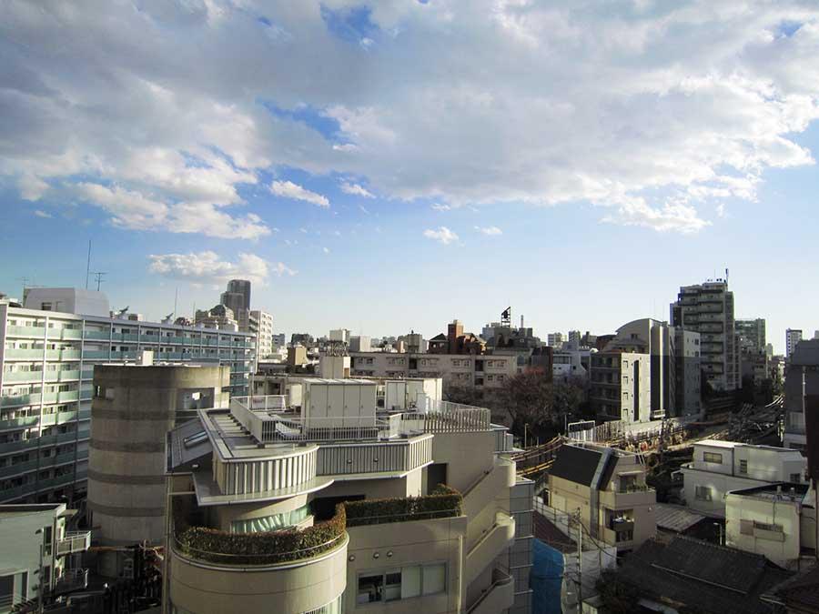 View photos from the dwelling unit