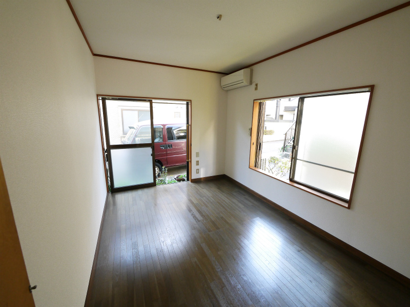 Living and room